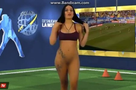 Юві Пальярес - огляд футбольних матчів з роздяганням